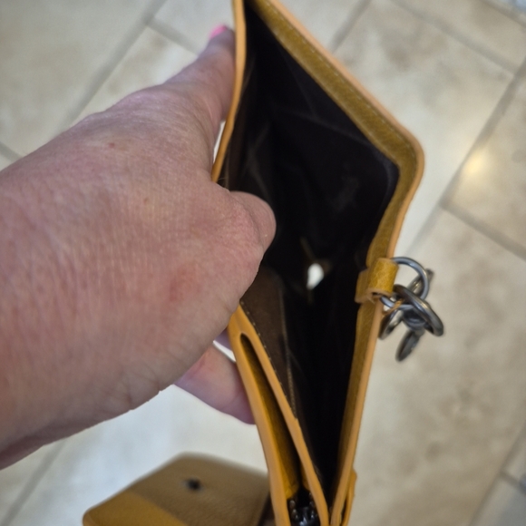 Nwt Wrangler Mustard Yellow Women's Wallet - Picture 9 of 10